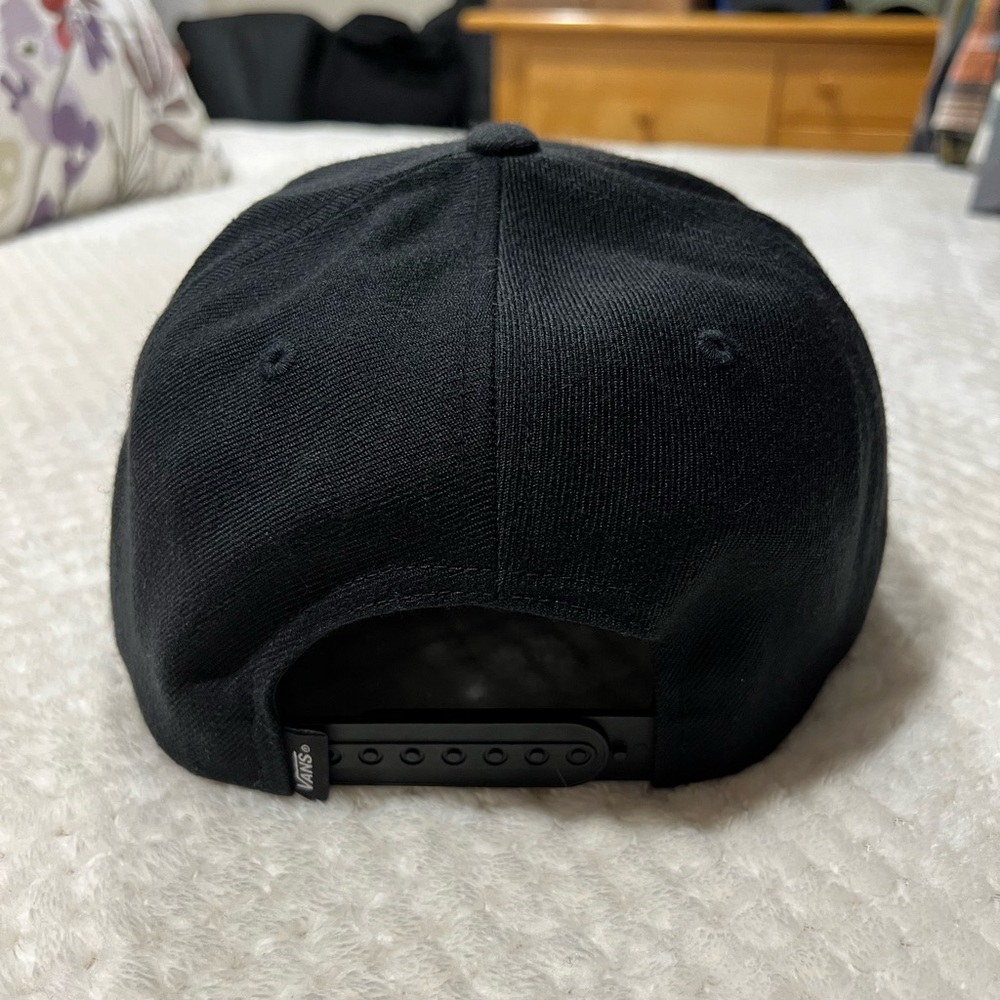 Vans Black SnapBack Hat - Picture 2 of 4